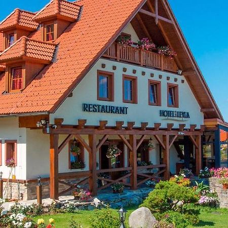 Hotel Leyla Frymburk Ngoại thất bức ảnh
