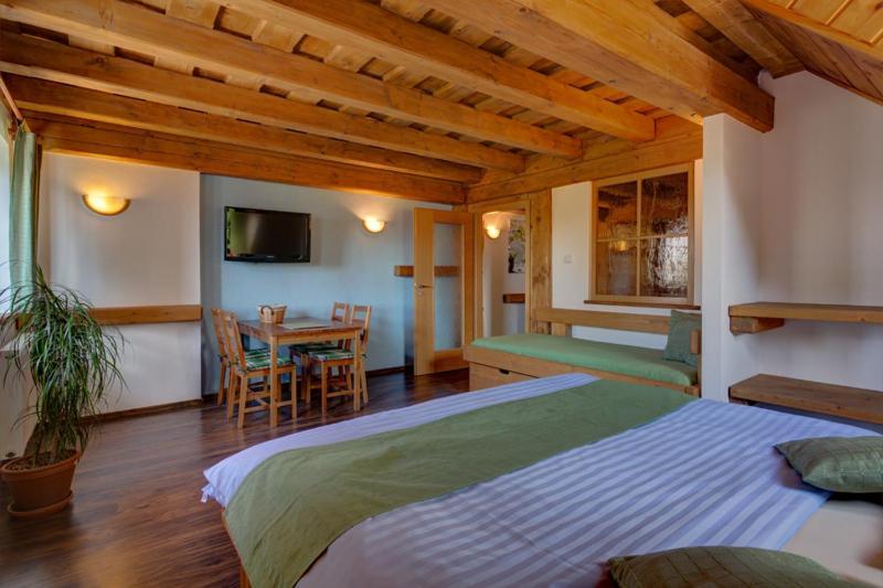 Hotel Leyla Frymburk Ngoại thất bức ảnh